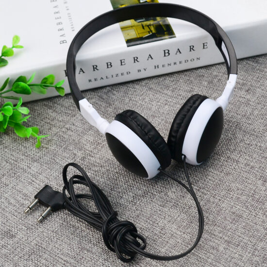 Budget wired gaming headset with mic