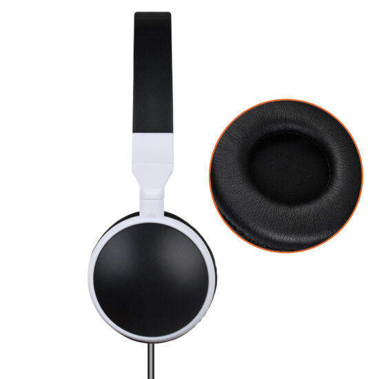 Budget wired gaming headset with mic