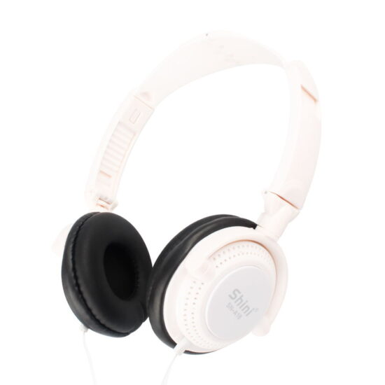 Low-cost wired over-ear music headphones with 3.5mm plug