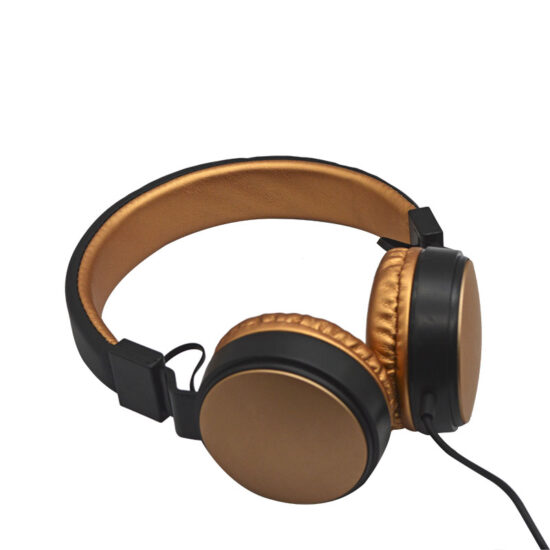 Foldable wired headphones with microphone and soft ear cushions