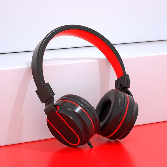 Over-ear dual-mode gaming headset with microphone