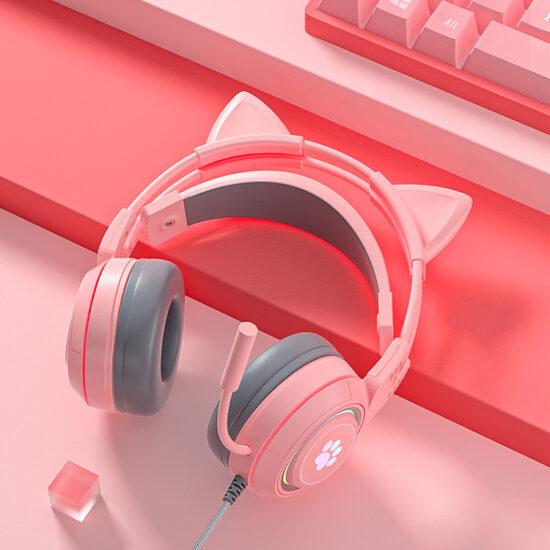 Wired headphones with glowing LED cat ears and mic