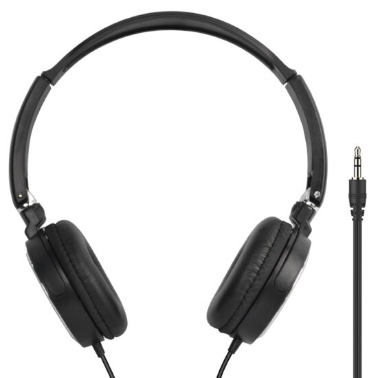 Wired stereo headphones for computer music and gaming