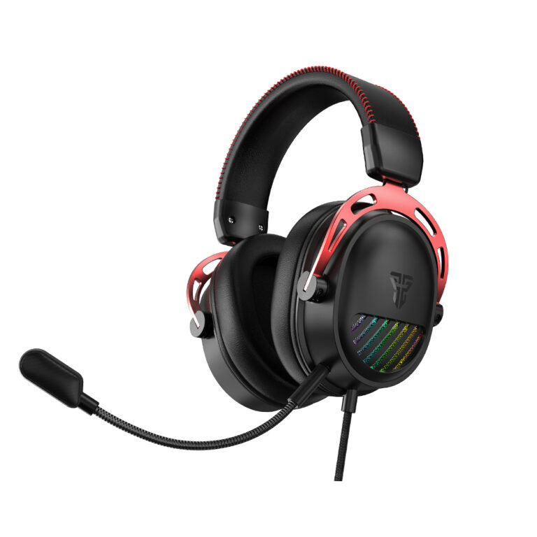 Wired gaming headset with noise-canceling mic
