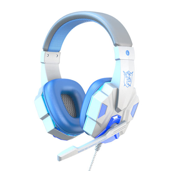 Over-ear wired gaming headset with microphone