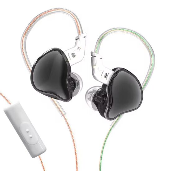 Wired in-ear HiFi gaming earphones with mic
