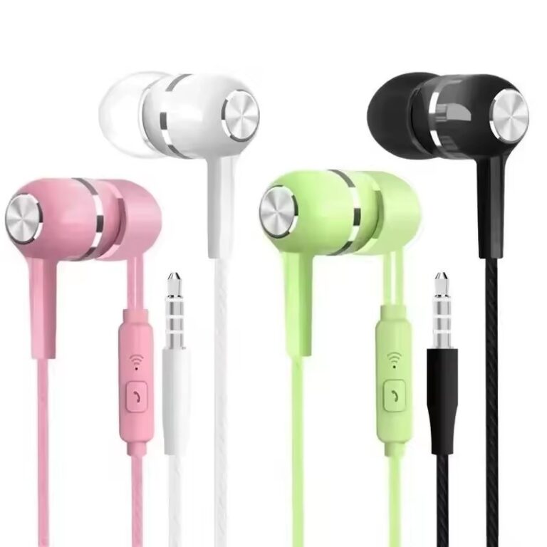 3.5mm wired in-ear headphones with clear sound