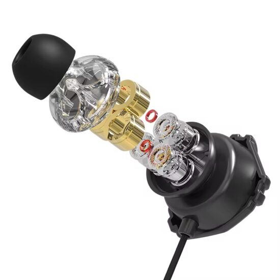 Wired in-ear earphones with microphone