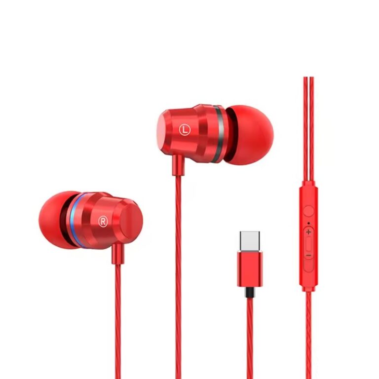 Magnetic USB-C earphones with microphone