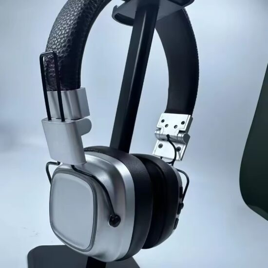High-Quality Wireless Stereo Headphones with Mic