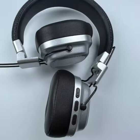 High-Quality Wireless Stereo Headphones with Mic